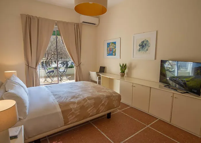 Baglivi 8 - Sapienza - Metro B *