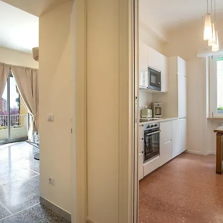 Apartment Baglivi 8 - Sapienza - Metro B