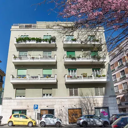 Baglivi 8 - Sapienza - Metro B Apartament *